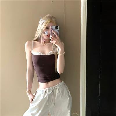 女摄青鬼游埠